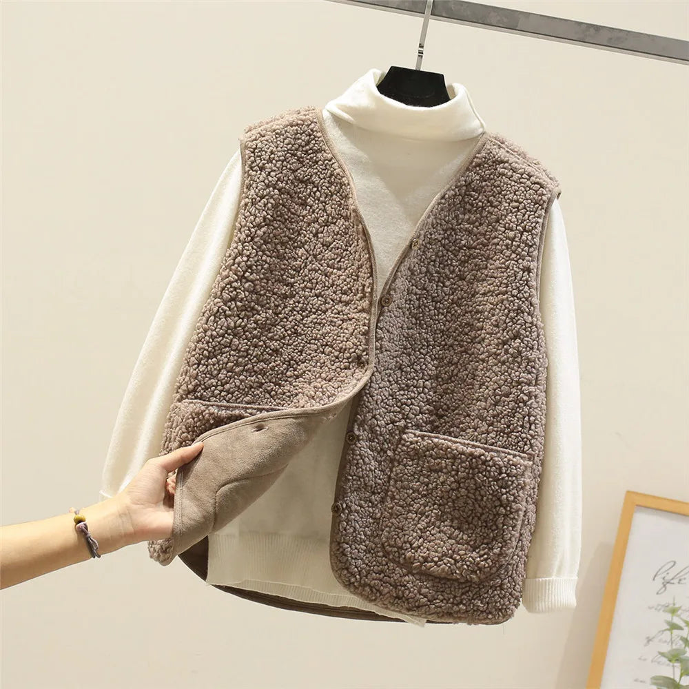 Lightweight Women's Vest | Soft Sheepskin Layered Style 6