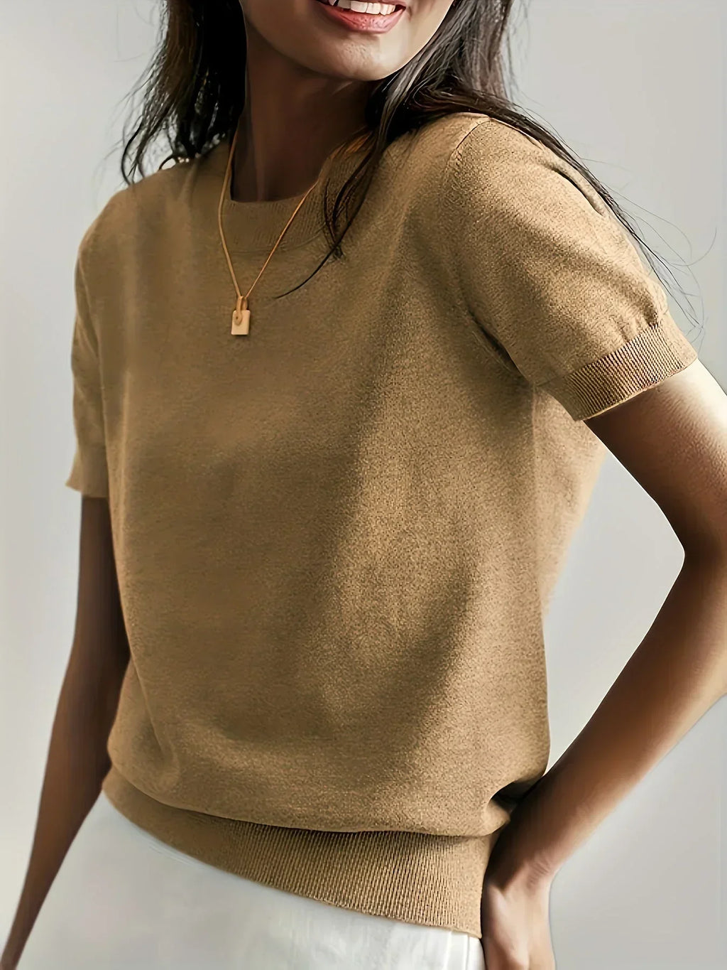 Women’s Fine Knit Short Sleeve Sweater with Ribbed Trim 4